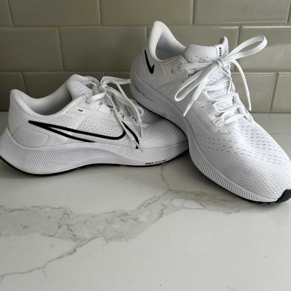 Women’s Nike Air Zoom Pegasus- size 7